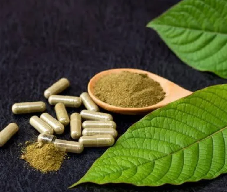 kratom leaf and formulation